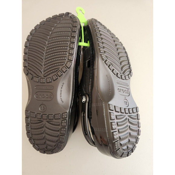 New Crocs Classic X Ron English AREA 54 Space Aliens Charms Size M12 - Picture 6 of 9